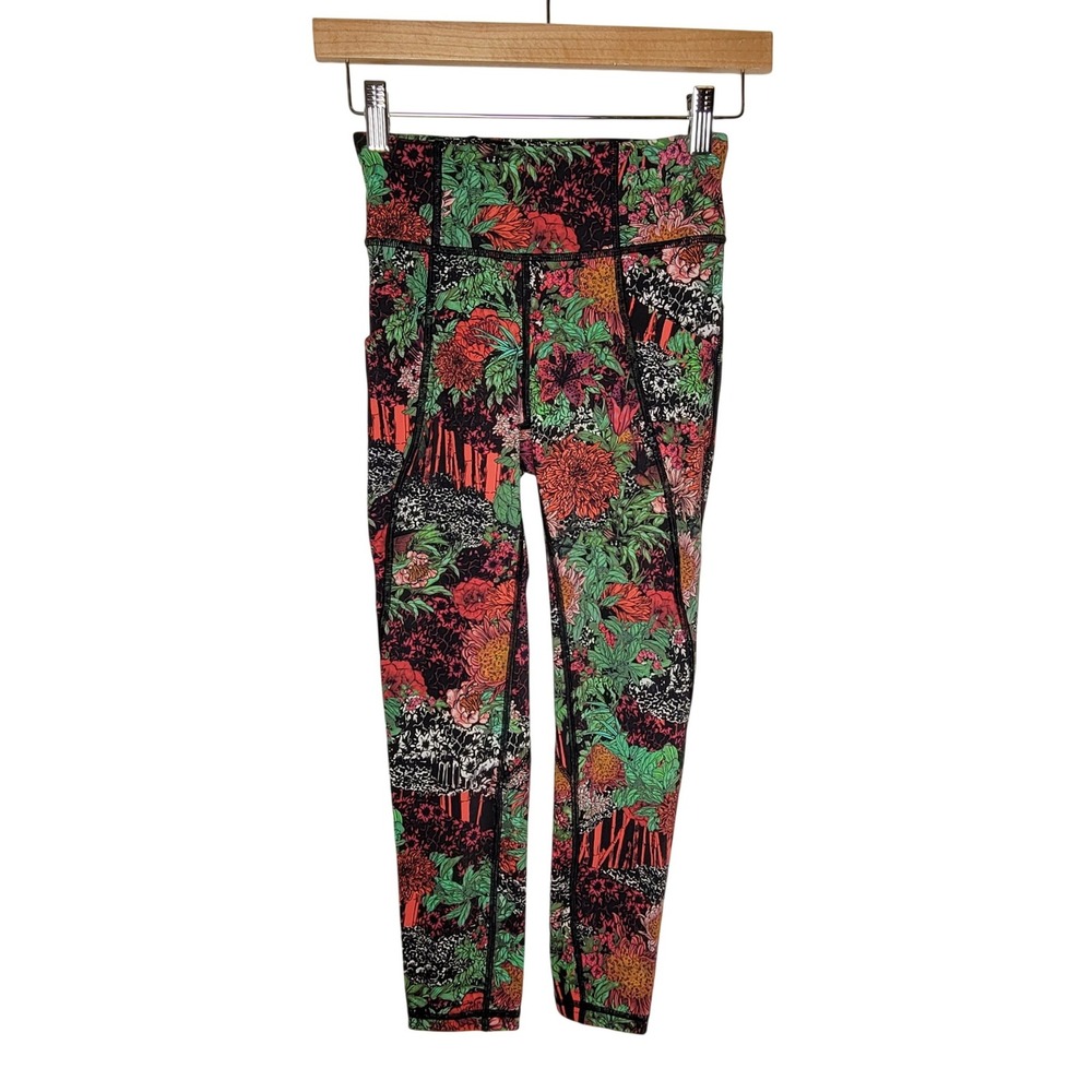 Lululemon Time to Sweat Crop Leggings 2 Floral Zen Garden Cottagecore Summer - Picture 2 of 9